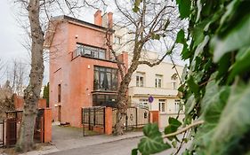 Red House Gdynia - Kamienica blisko morza